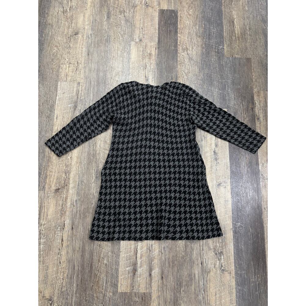 Chicos Houndstooth Knit Tunic Top Black Gray Size 1 Medium A-Line Pockets